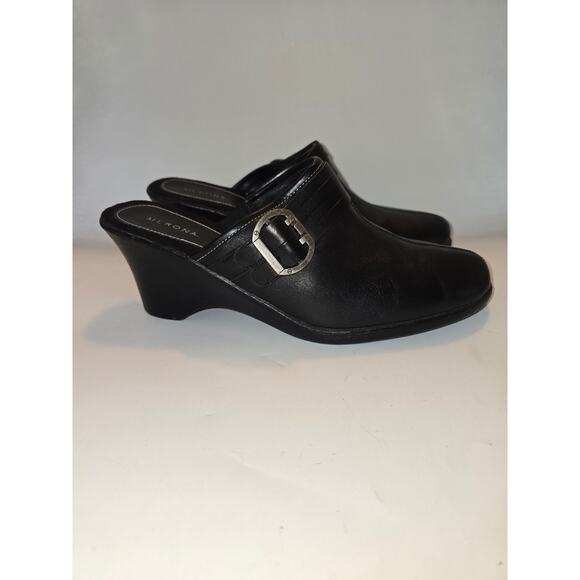 Merona‎ Women's Mules Heels Black Leather Slip On Strap Buckle 11 - Picture 3 of 10